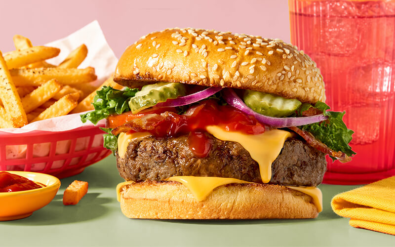 Hot Honey Flex Burger - Dinner Recipe | BUSH'S® Beans Food Service