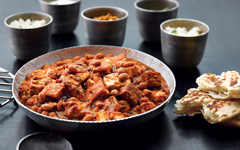 Bush's Best® Bean Pot Vegetarian Baked Beans take on traditional Indian-style flavors in this foodservice recipes with sauteed paneer, warming spices, jalapeño heat and creamy Greek yogurt.